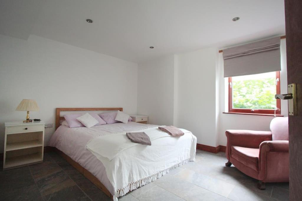 A Nicely Presented Friendly Comfortable Eco Cottage ثورنبوري المظهر الخارجي الصورة